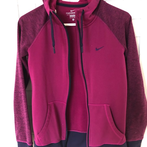 Nike Therma-Fit Hoodie - Picture 2 of 5